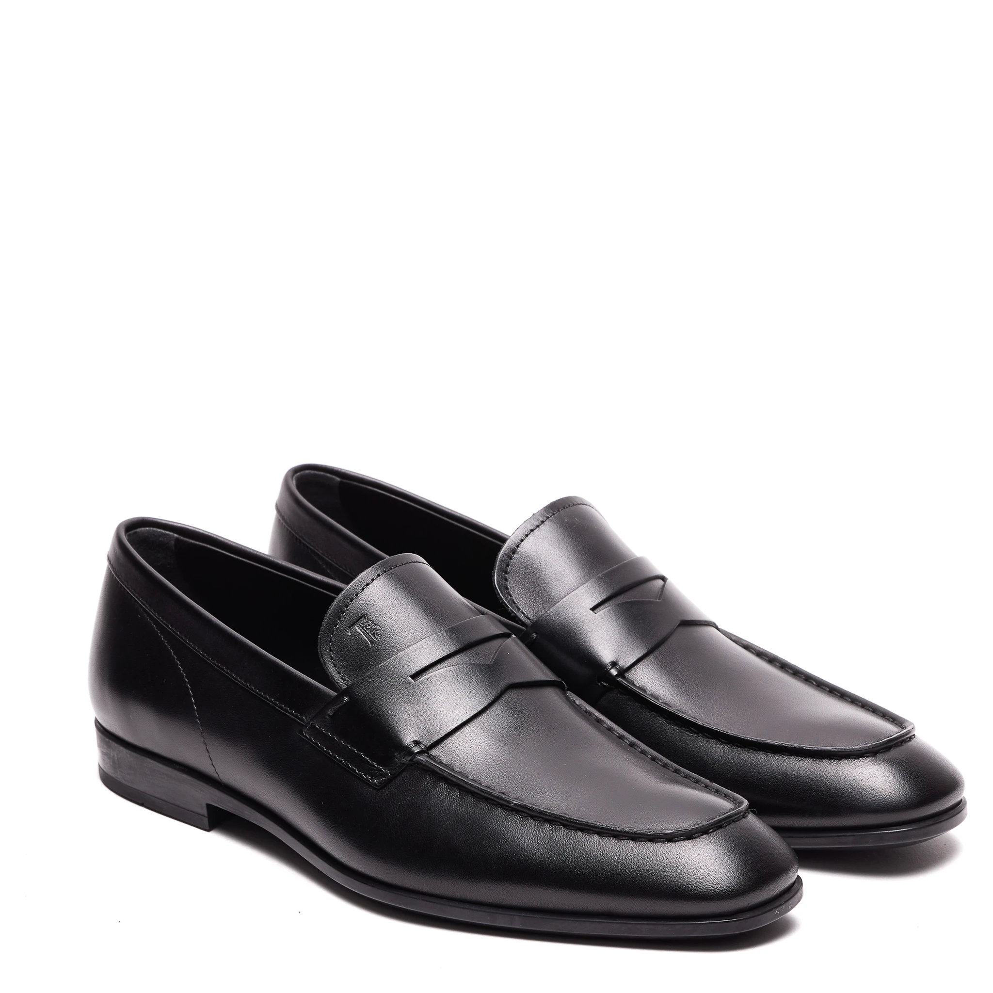 حذاء تودز مسطح أسود