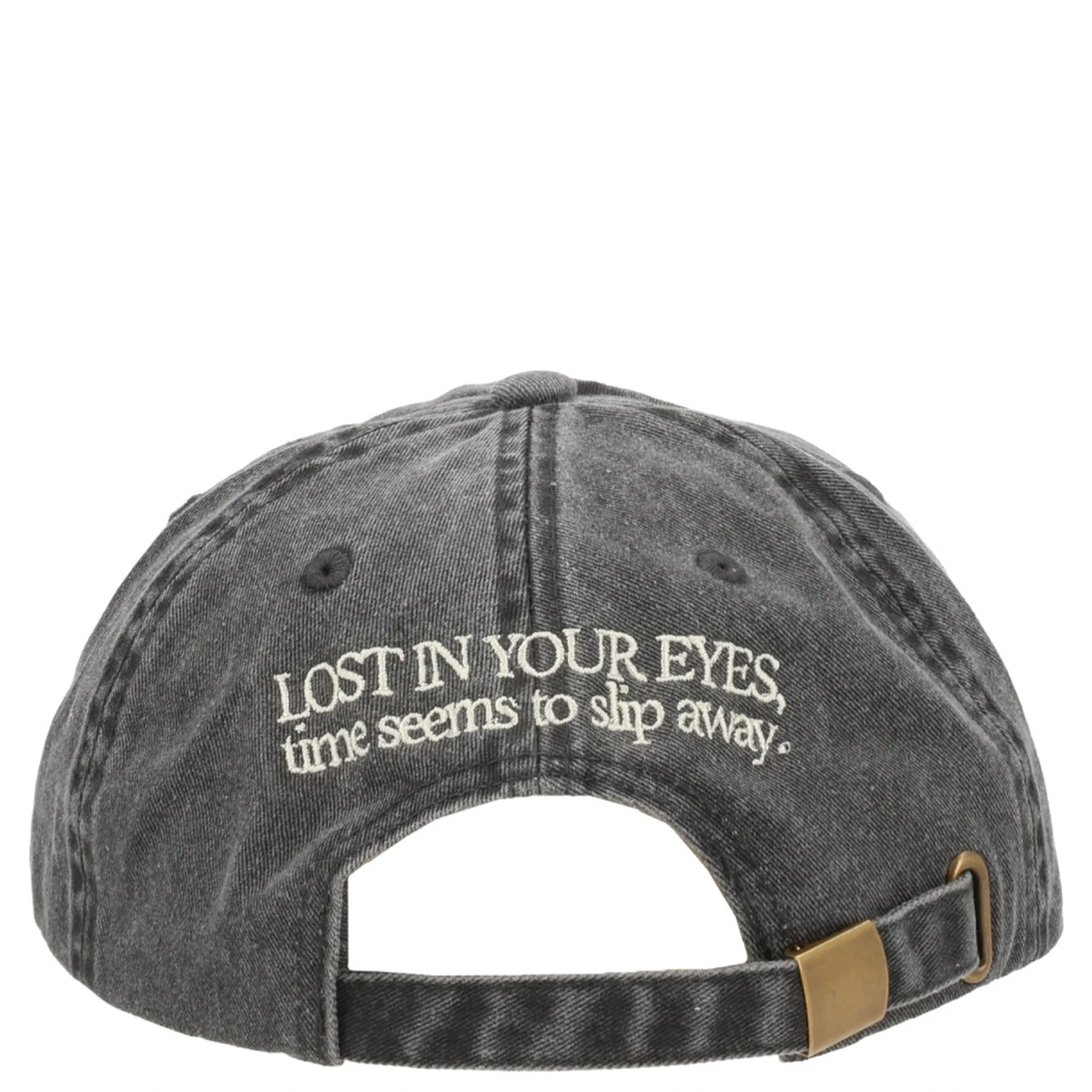 BASEBALL CAP WITH EMBROIDERY