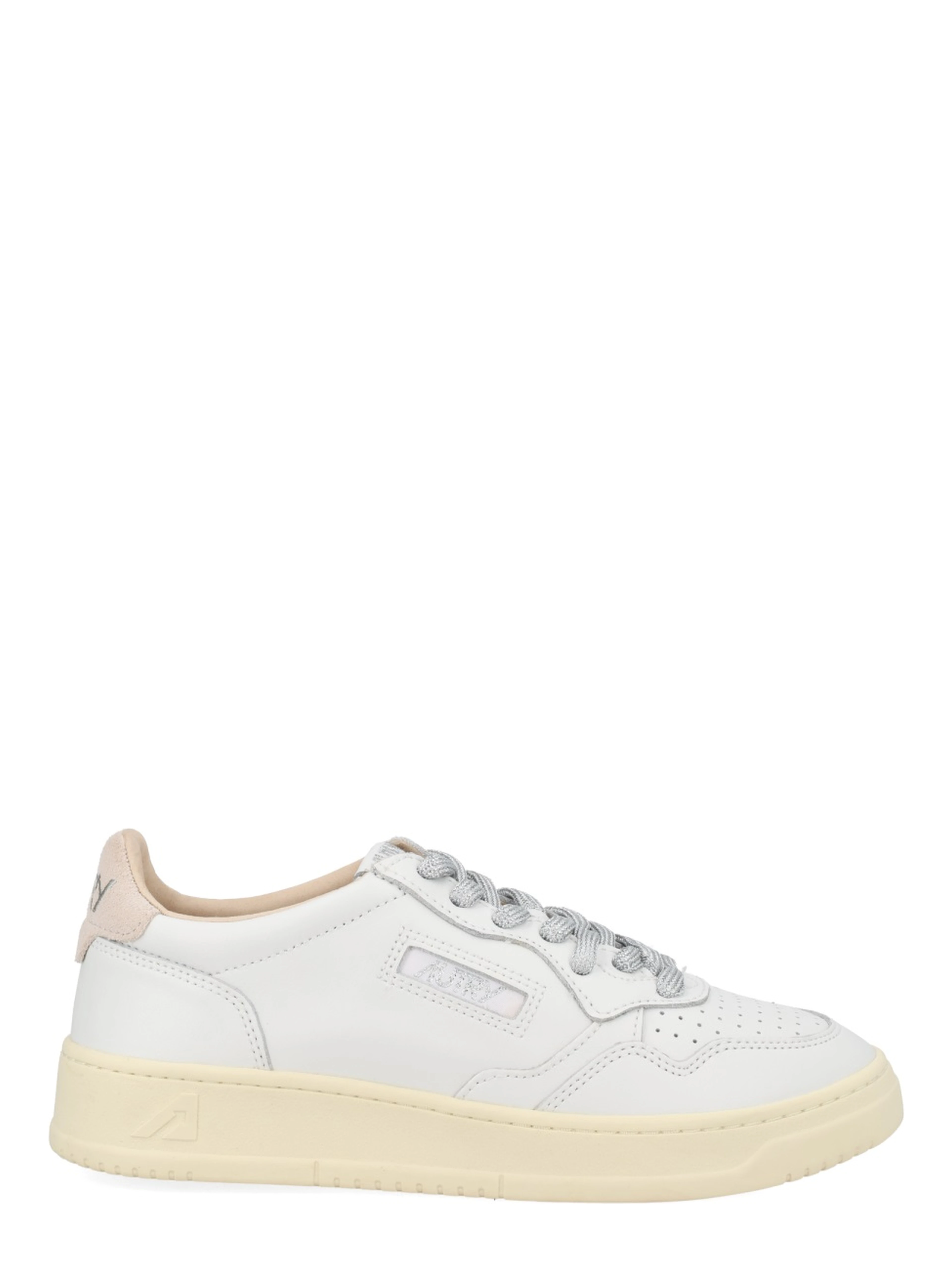 "MEDALIST LOW" SNEAKER