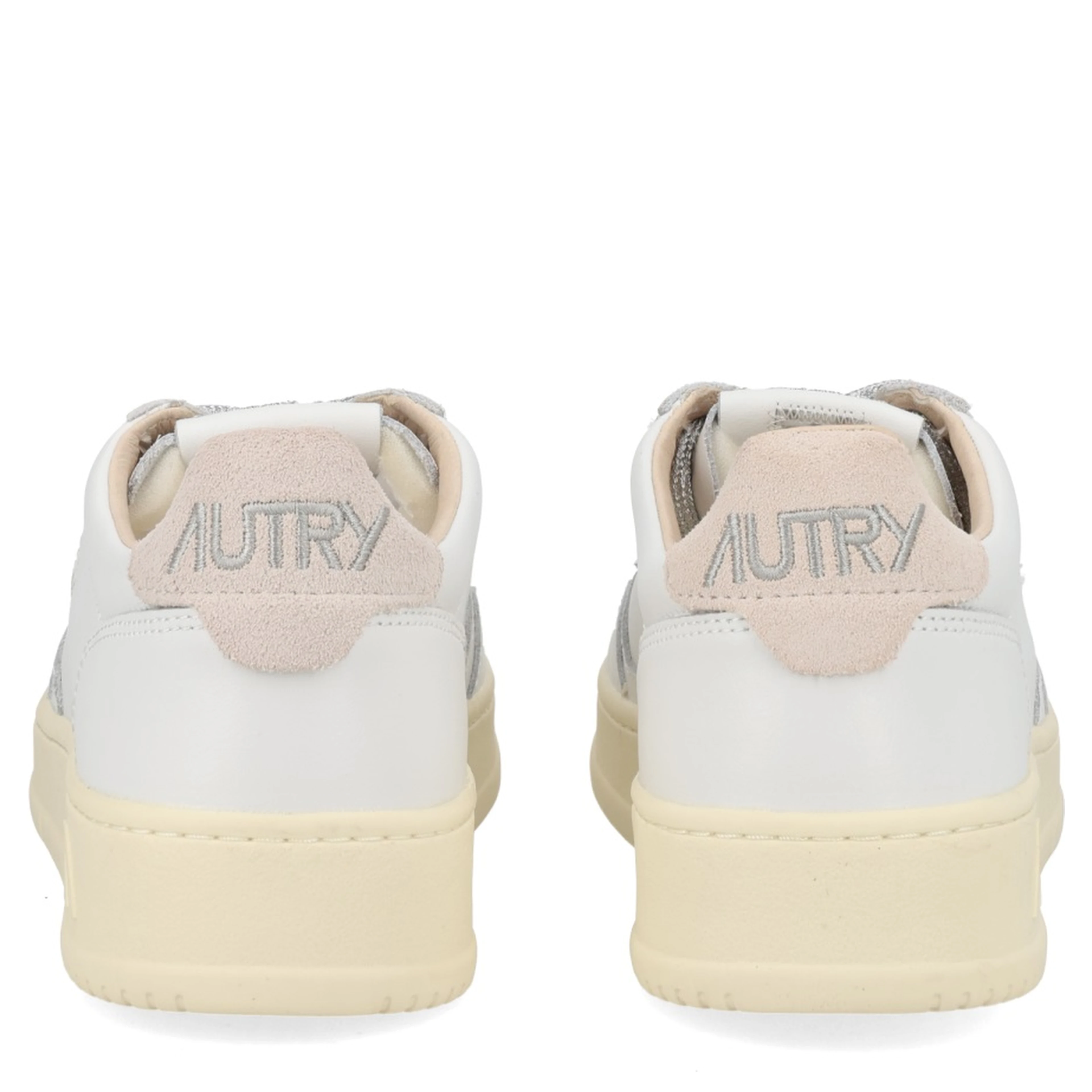 "MEDALIST LOW" SNEAKER