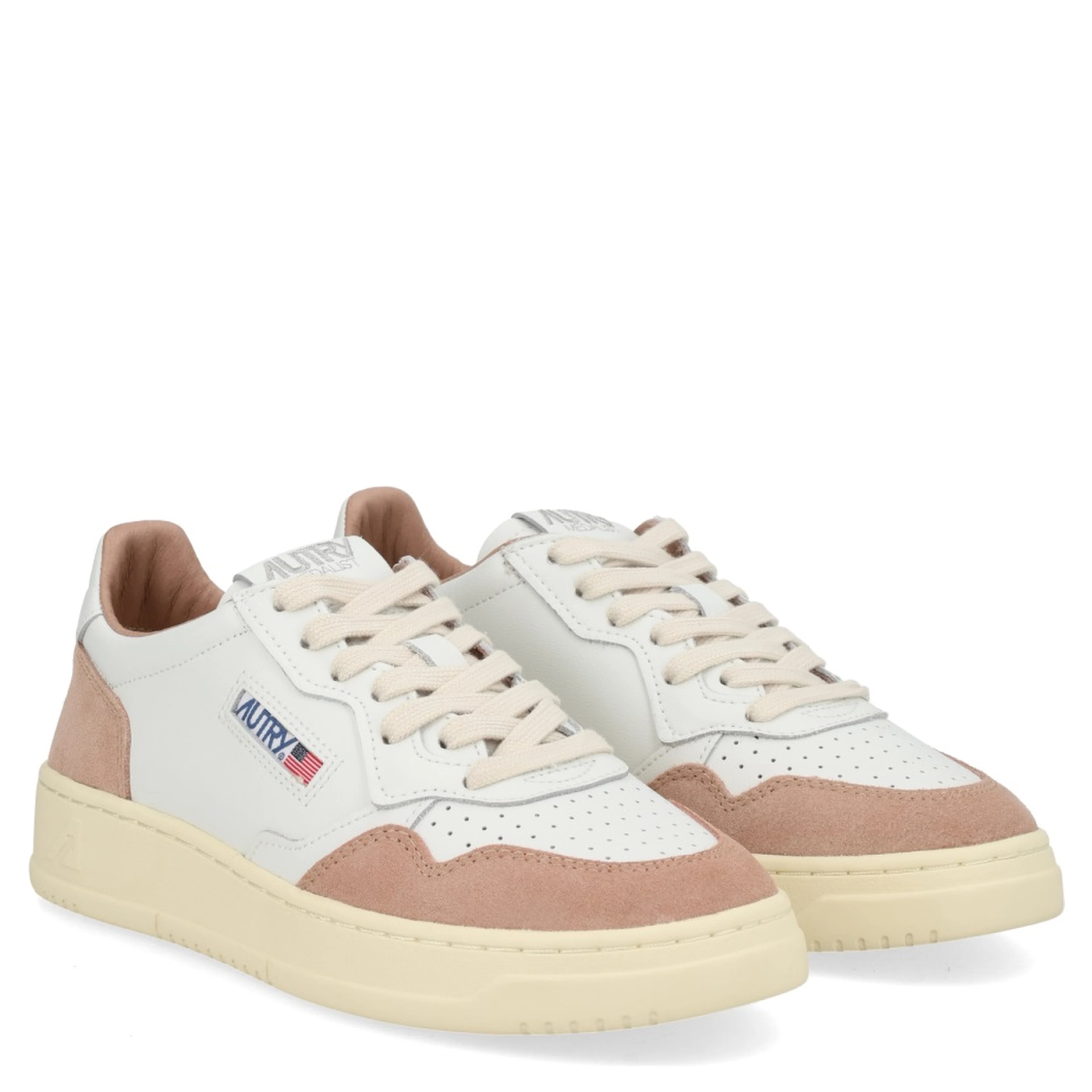 "MEDALIST LOW" SNEAKER