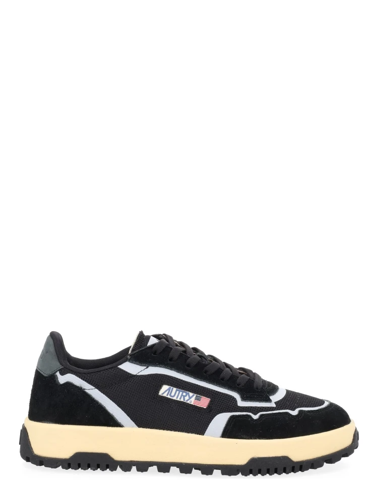 "WILDPACE LOW" SNEAKER