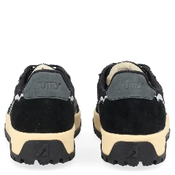 "WILDPACE LOW" SNEAKER