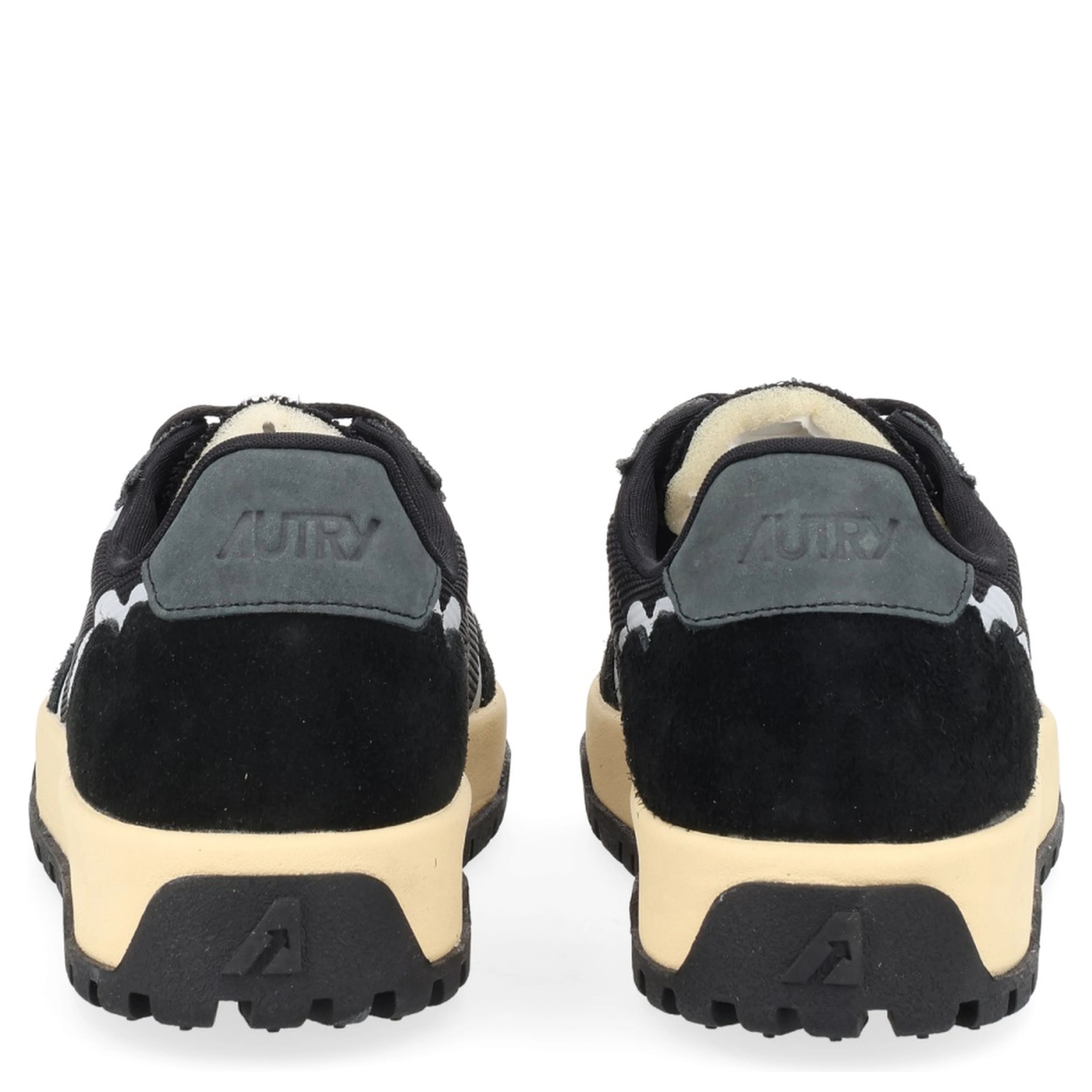"WILDPACE LOW" SNEAKER