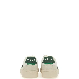 SNEAKER "V-90"