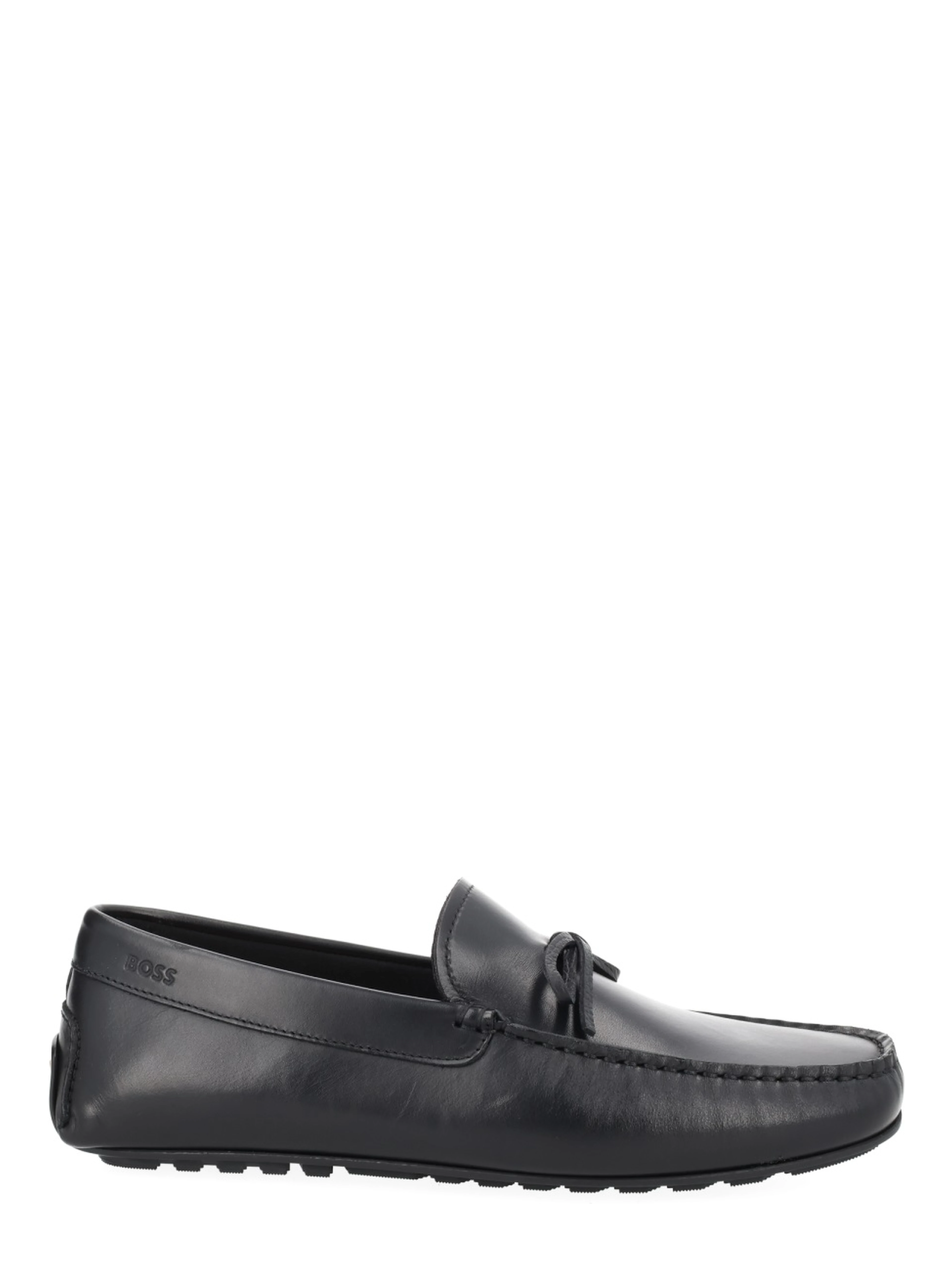 MOCCASIN WITH BOW