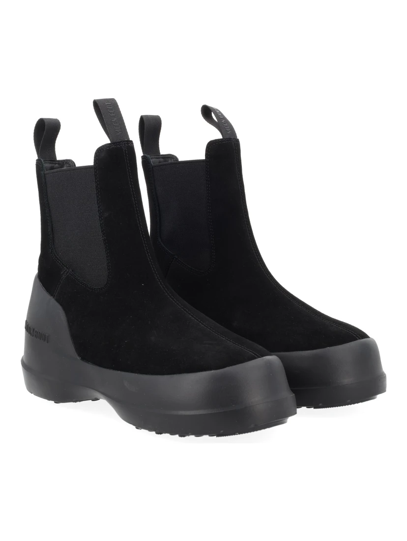moon chelsea boot