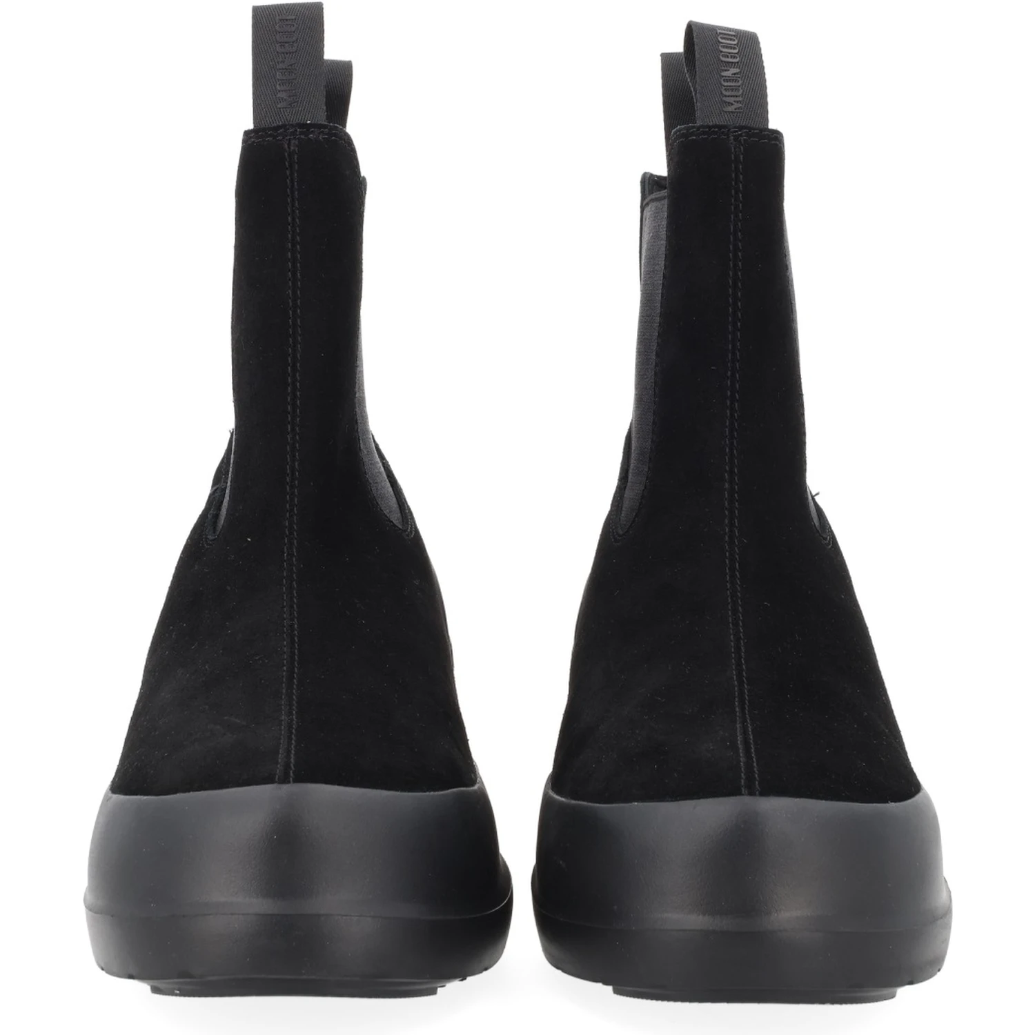 moon chelsea boot