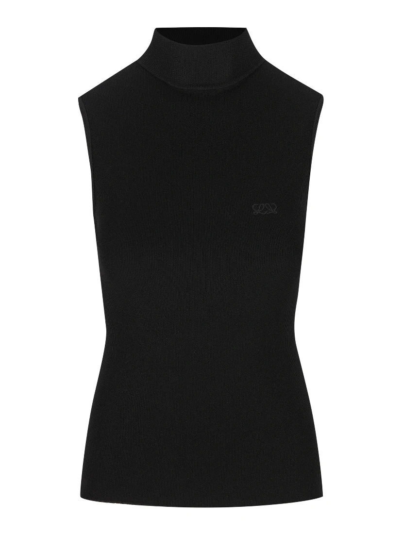 بلوزة سوداء من لوي