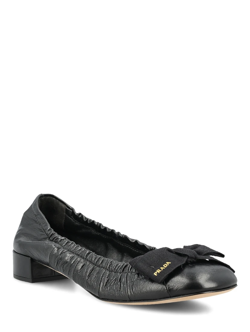 Prada Flat shoes Black