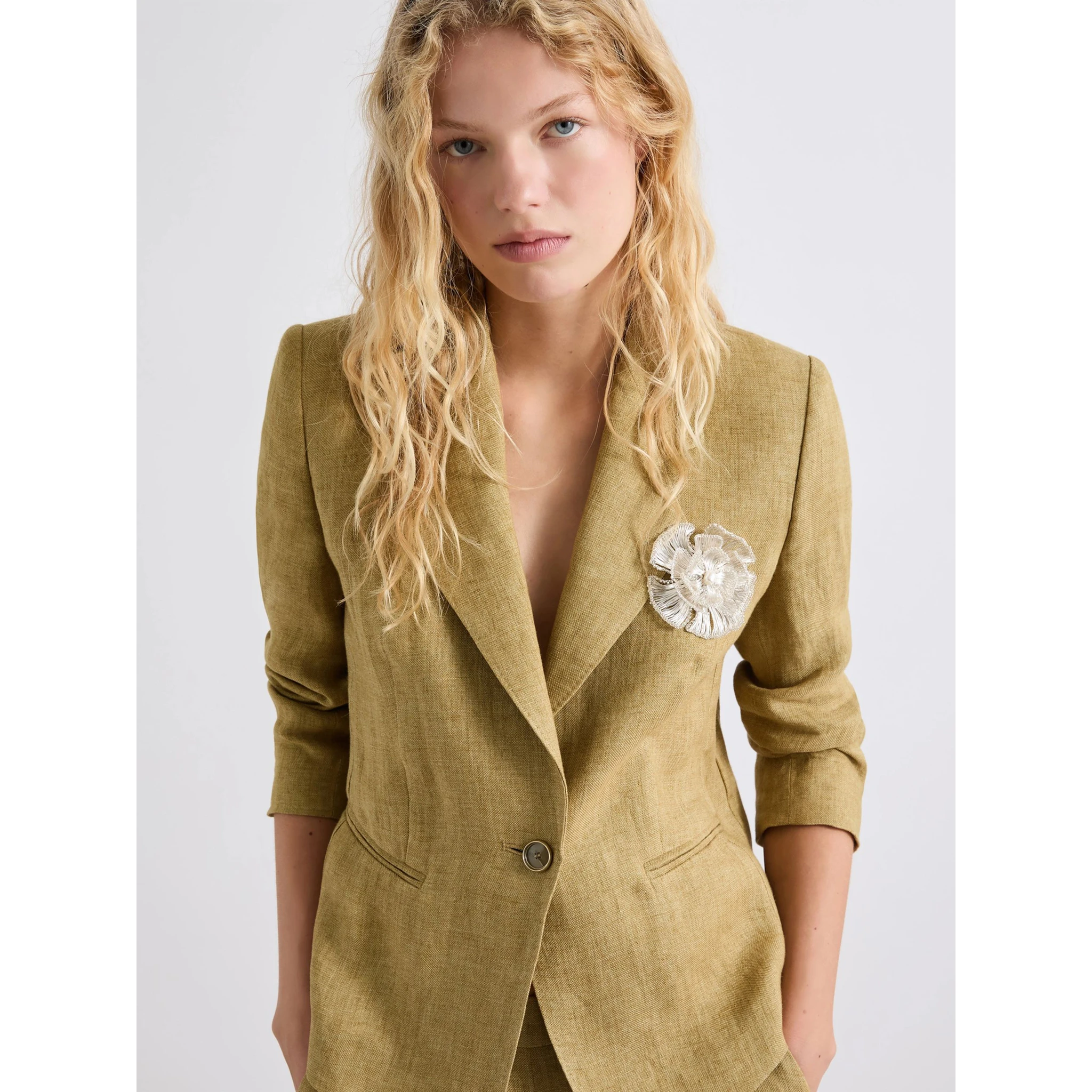 MARELLA MLABEATO brooch