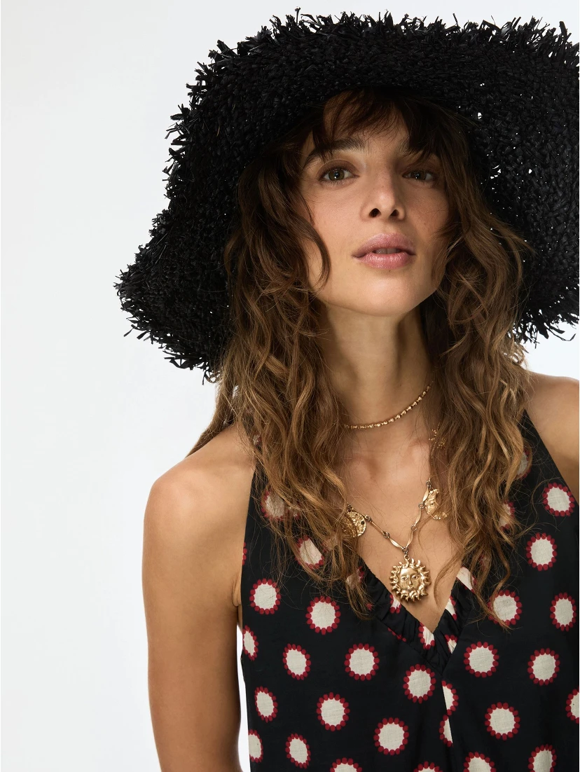 AND BLUES IBLFALESIA HAT