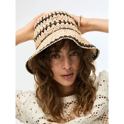 AND BLUES IBLORME HAT