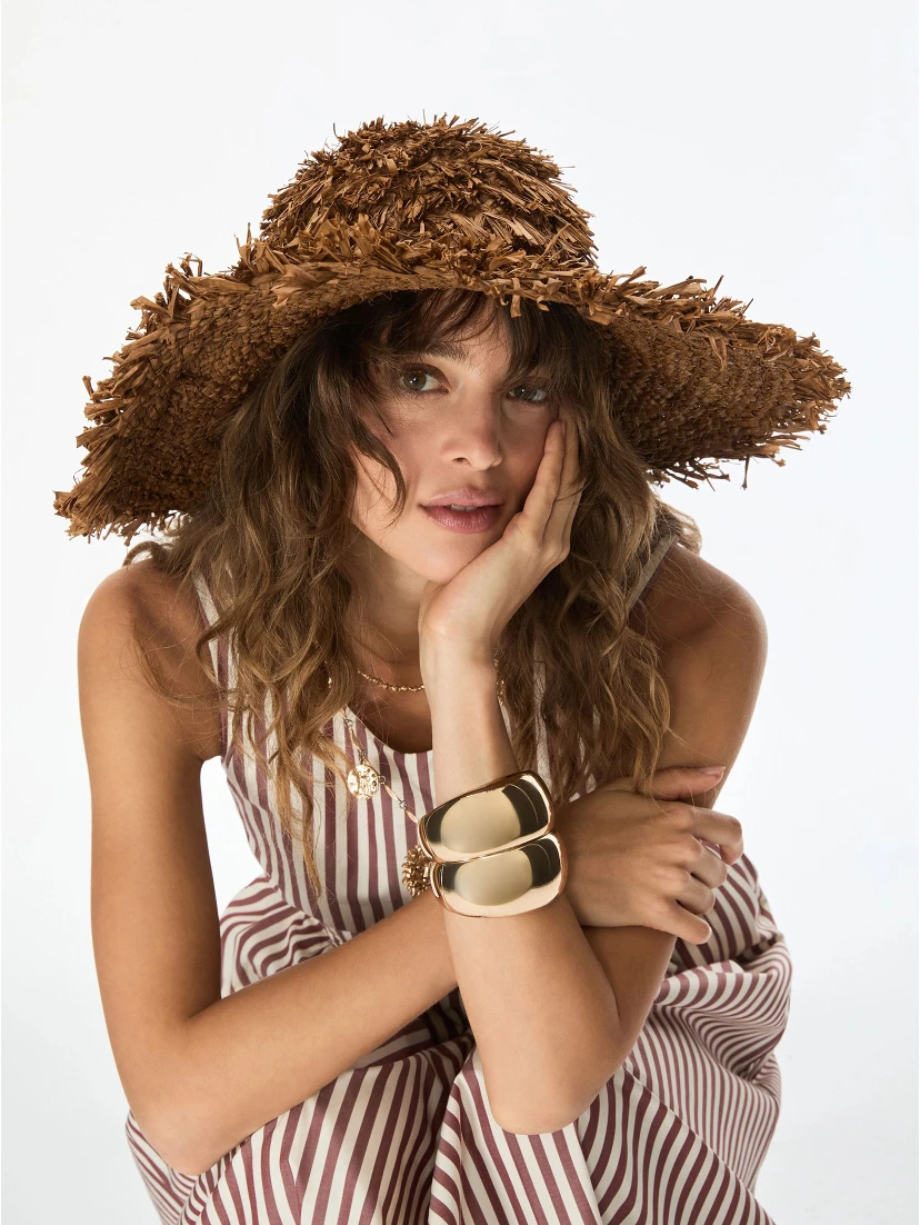 AND BLUES IBLFALESIA HAT