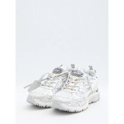 Be Right Back sneakers