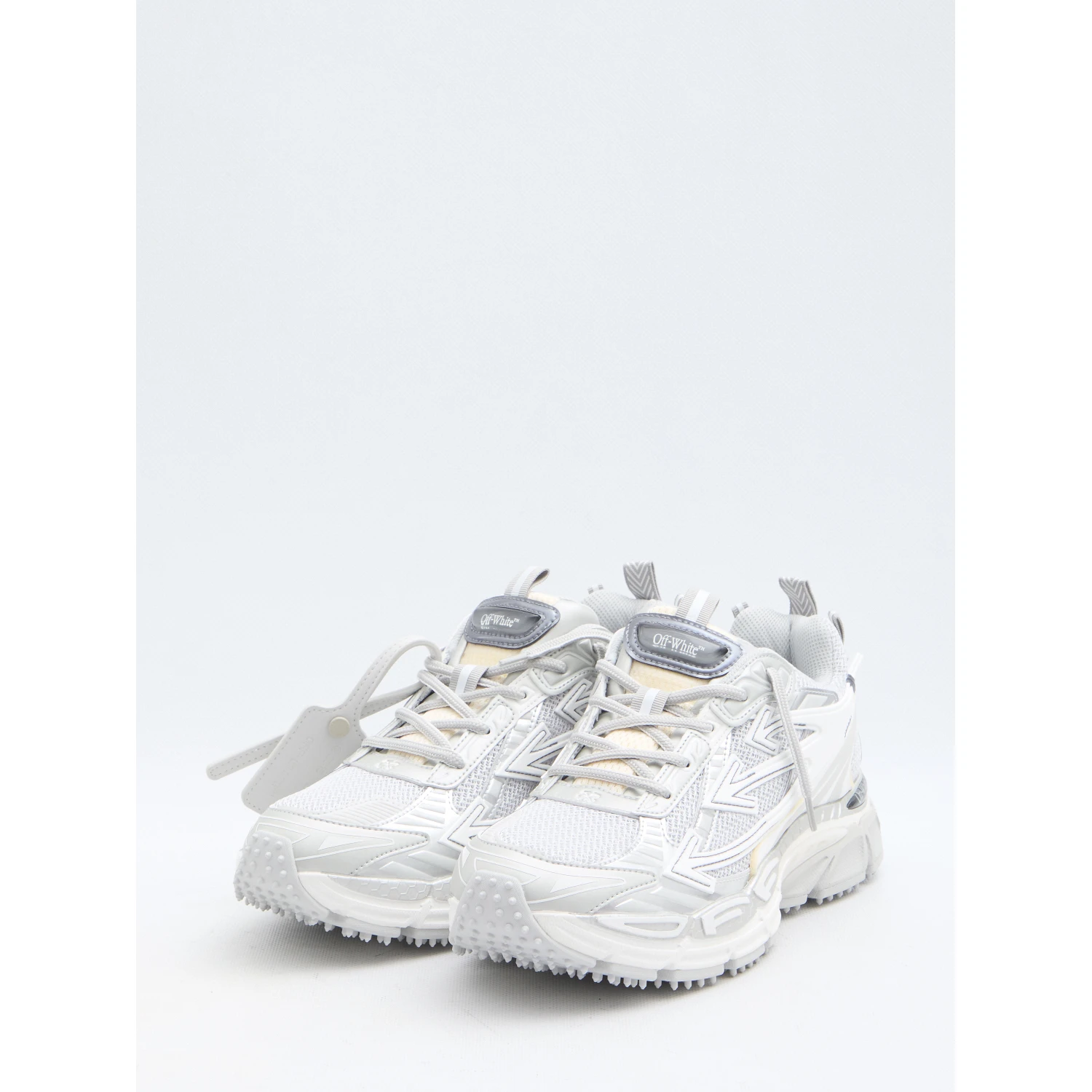 Be Right Back sneakers