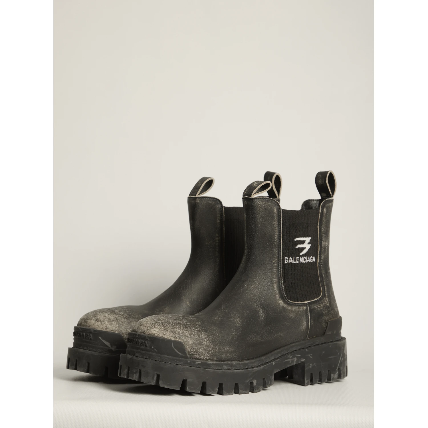 Chelsea Strike Boots
