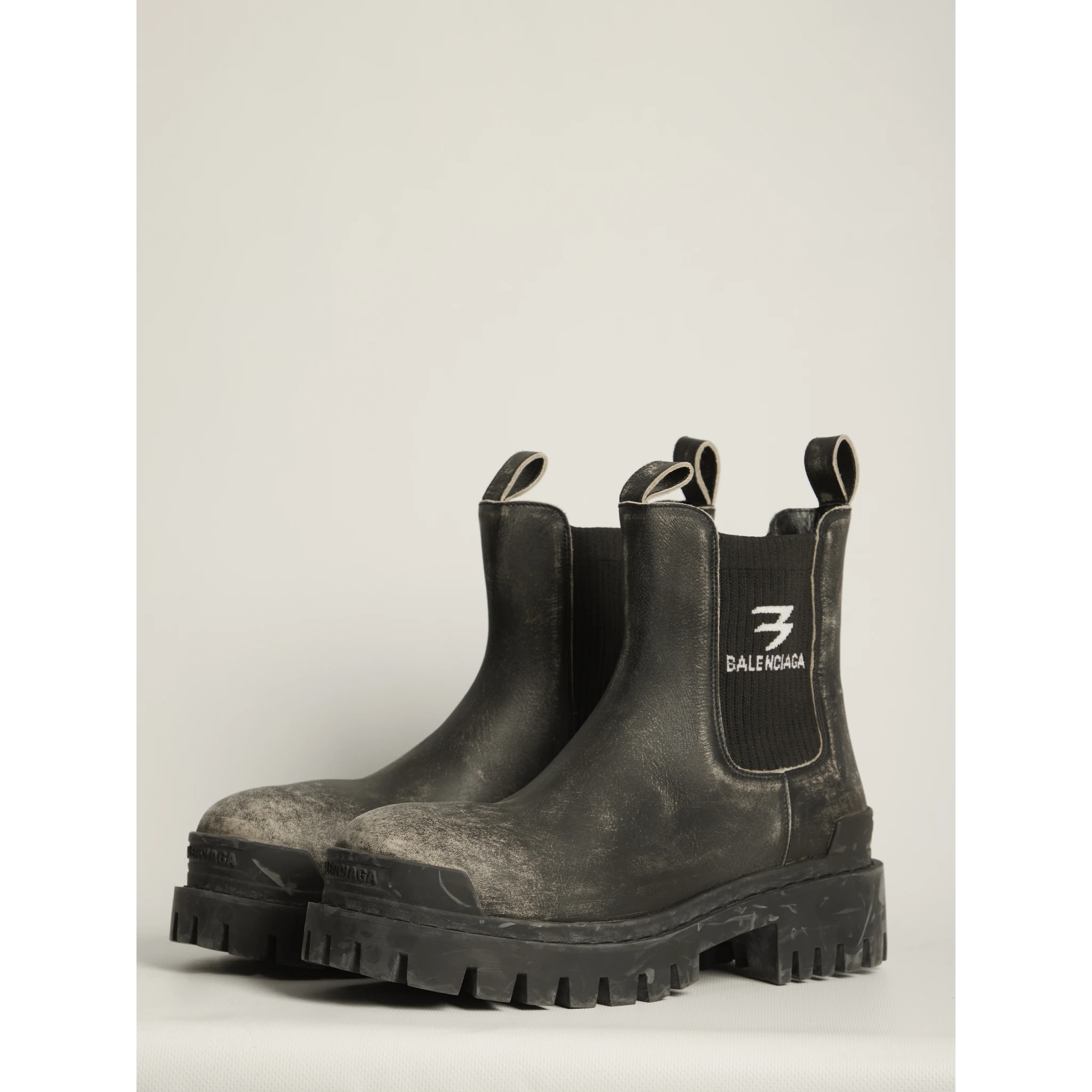 Chelsea Strike Boots