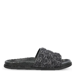 صندل غوتشي أسود