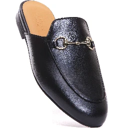 صندل غوتشي أسود