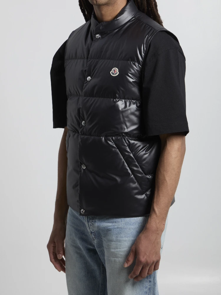 Restigo vest alternative