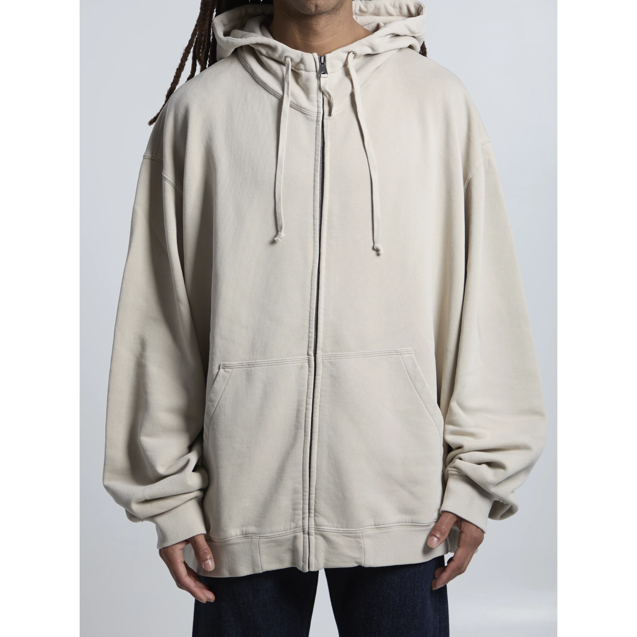 Ultra-oversize sweatshirt