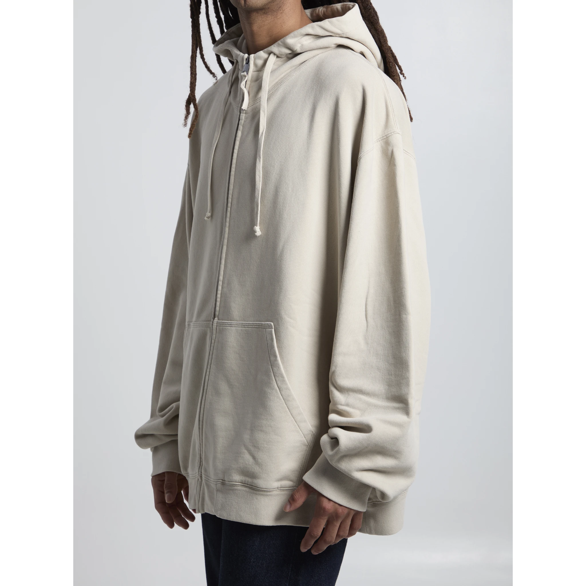 Ultra-oversize sweatshirt