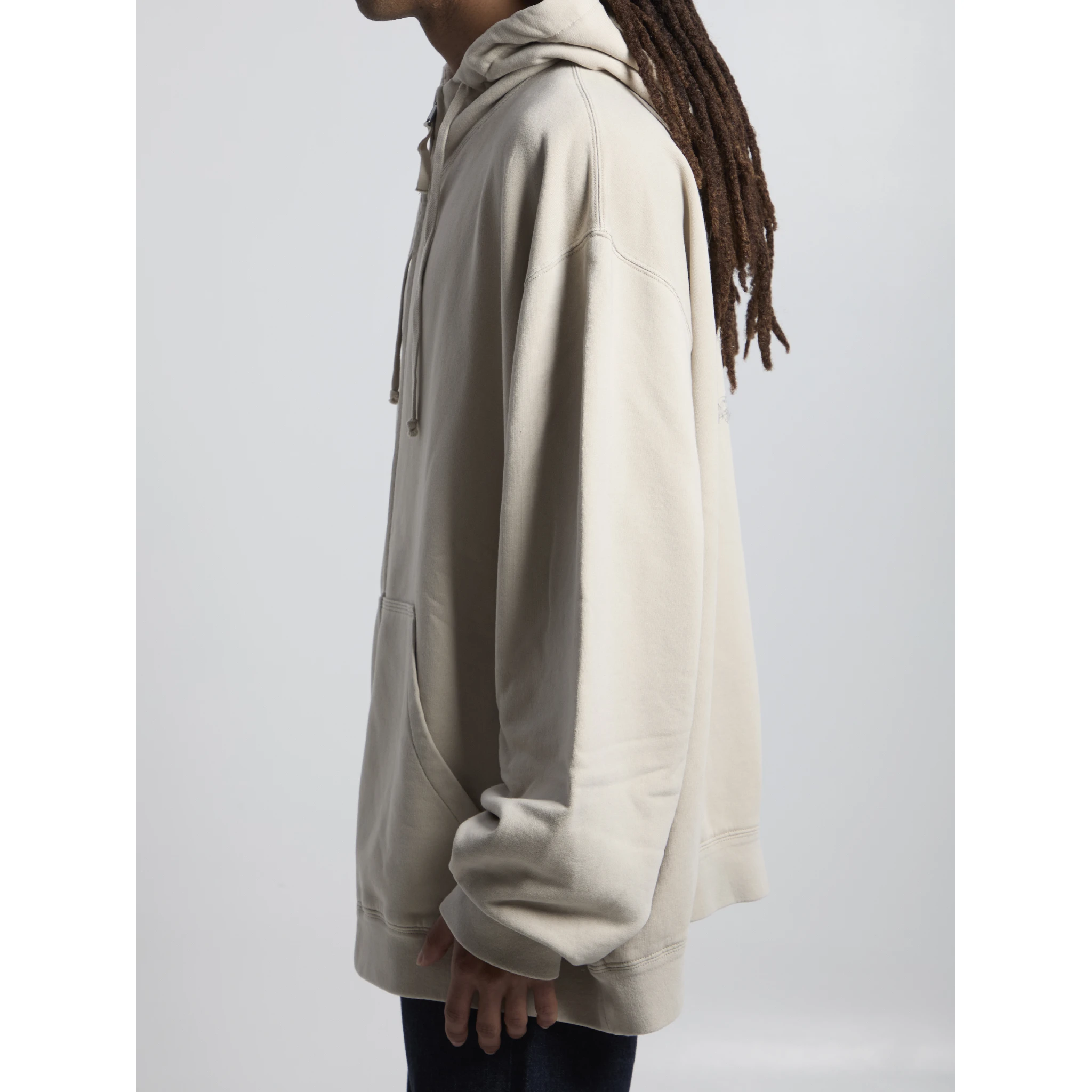 Ultra-oversize sweatshirt