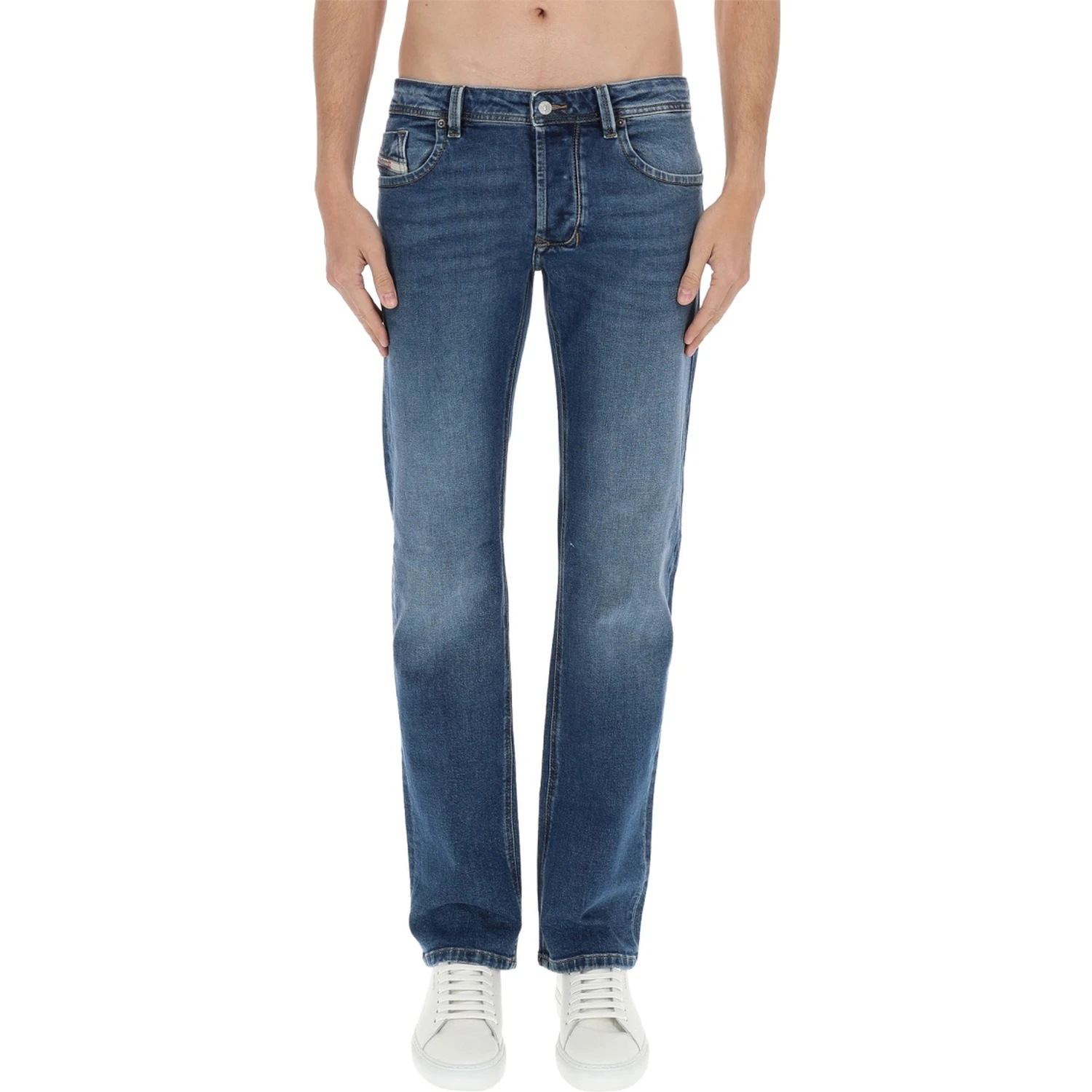 "1985 LARKEE" JEANS
