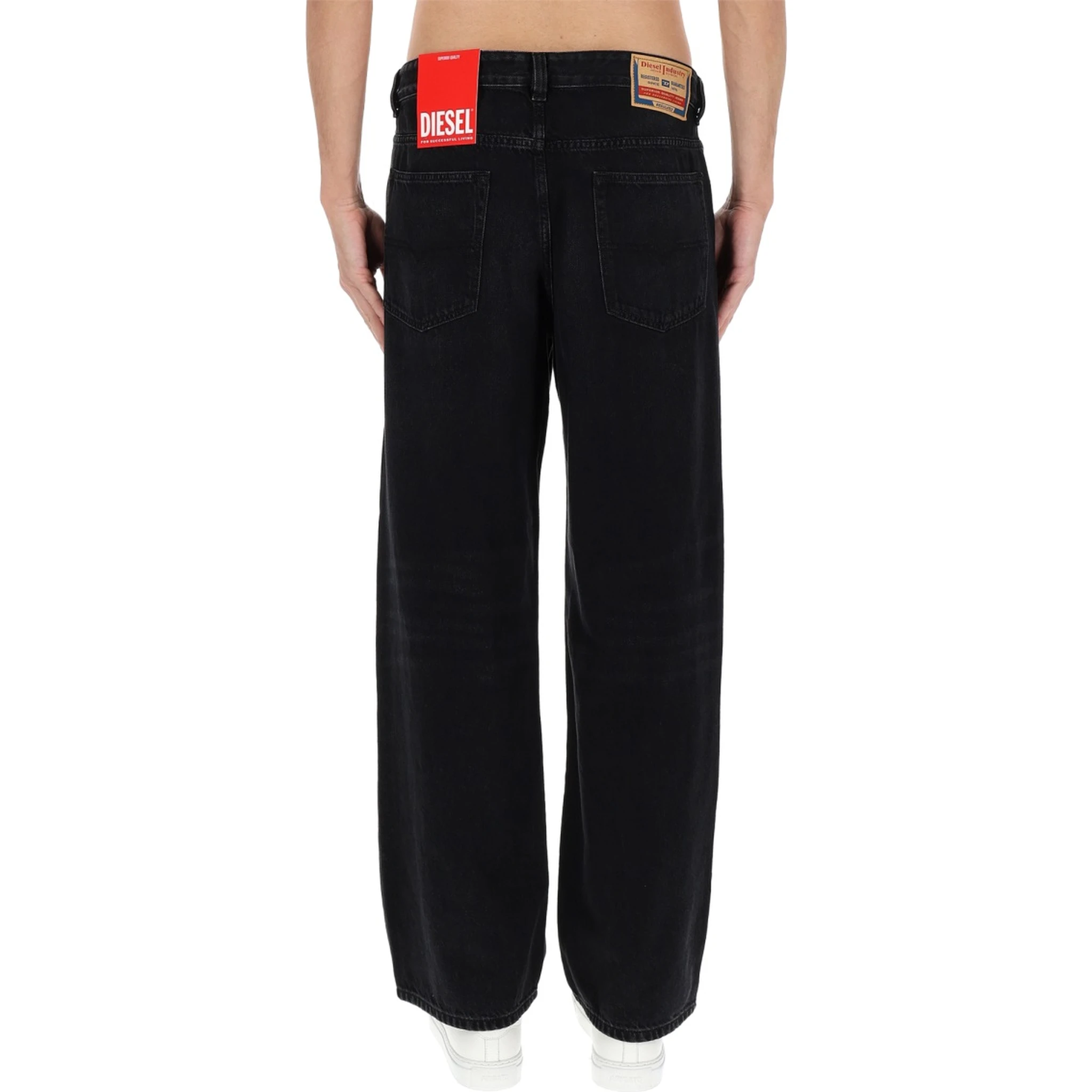 "2001 D-MACRO" JEANS