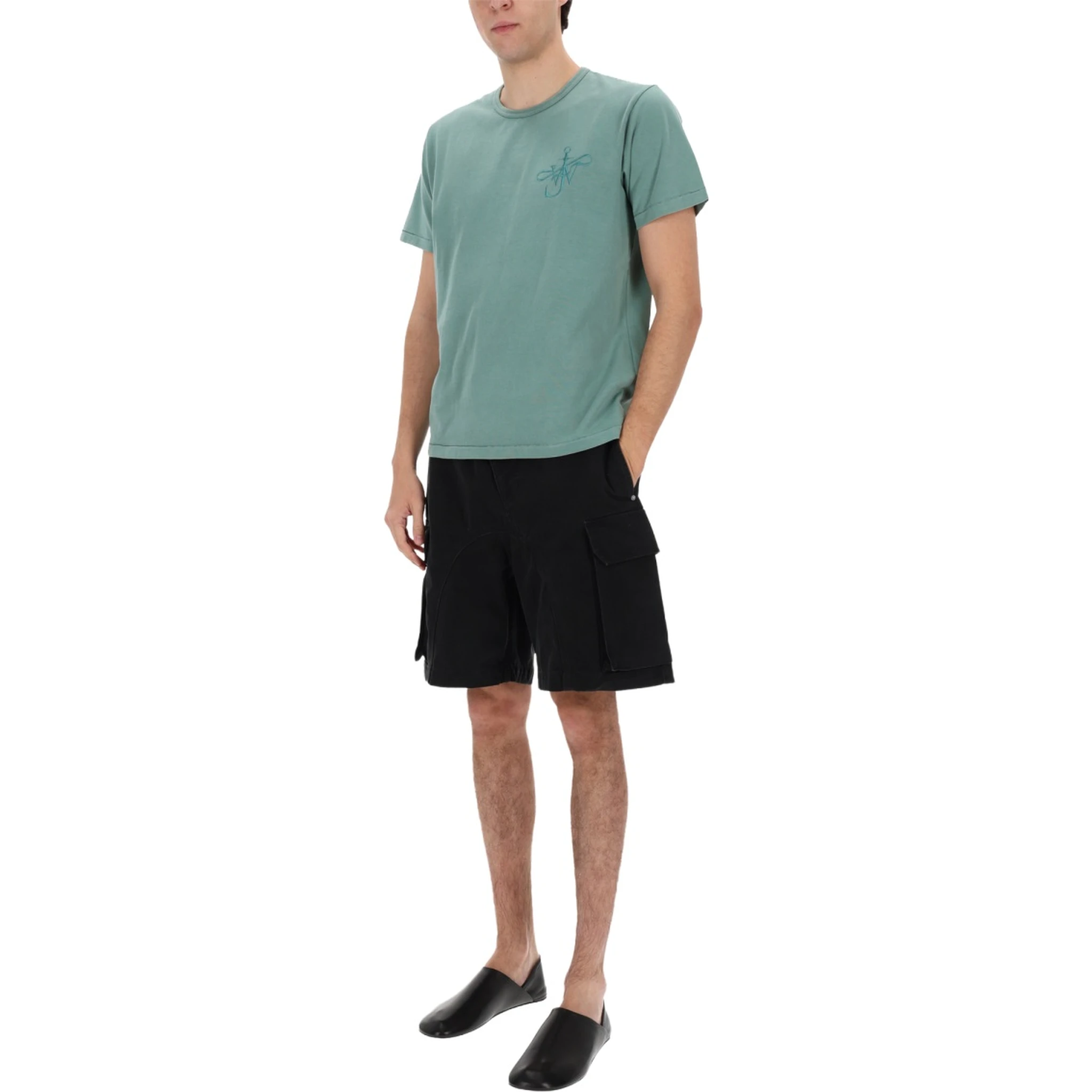 SHORTS WITH LOGO PATCH