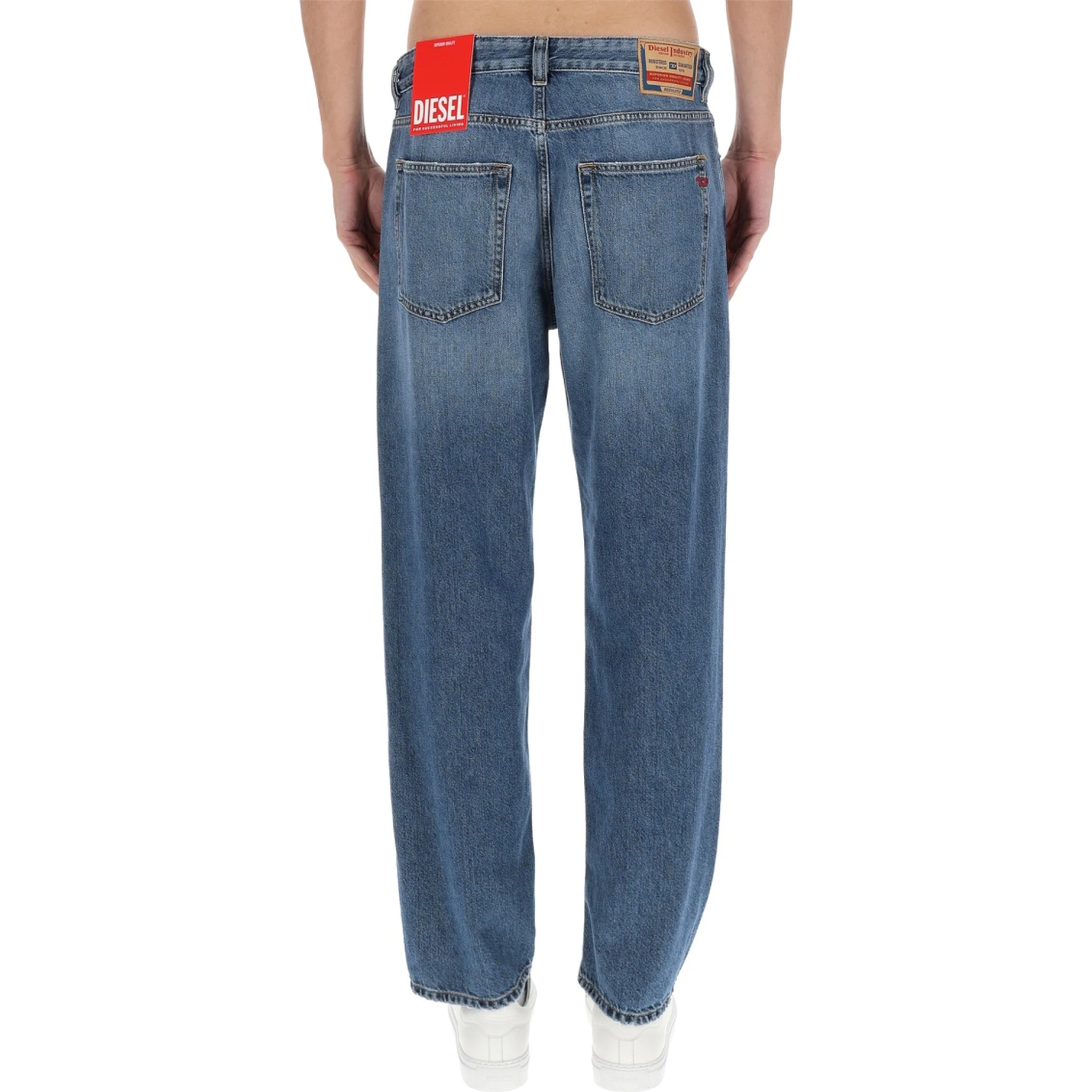 "2024 D-MACS" JEANS
