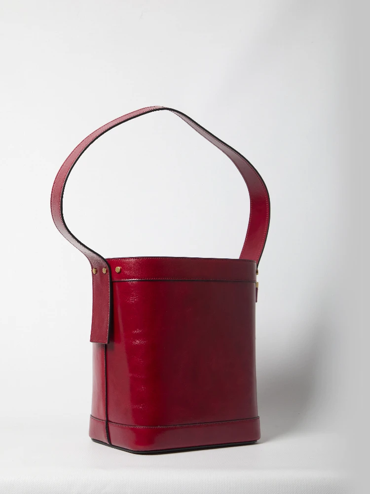 Medusa bucket bag alternative