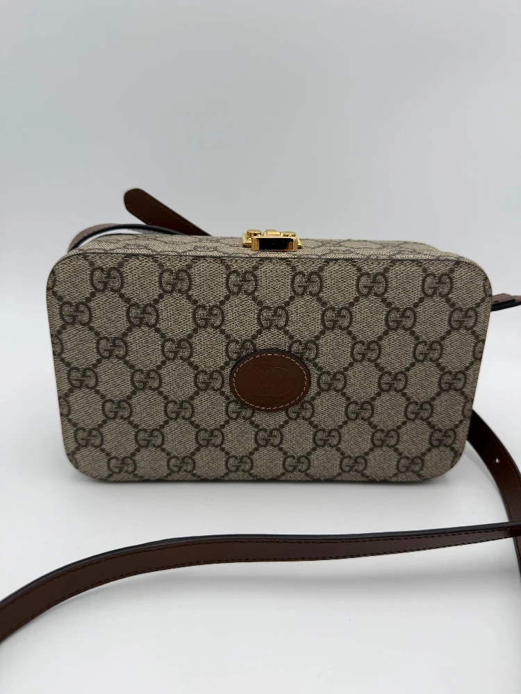 GUCCI TRUNK GG Supreme Trunk