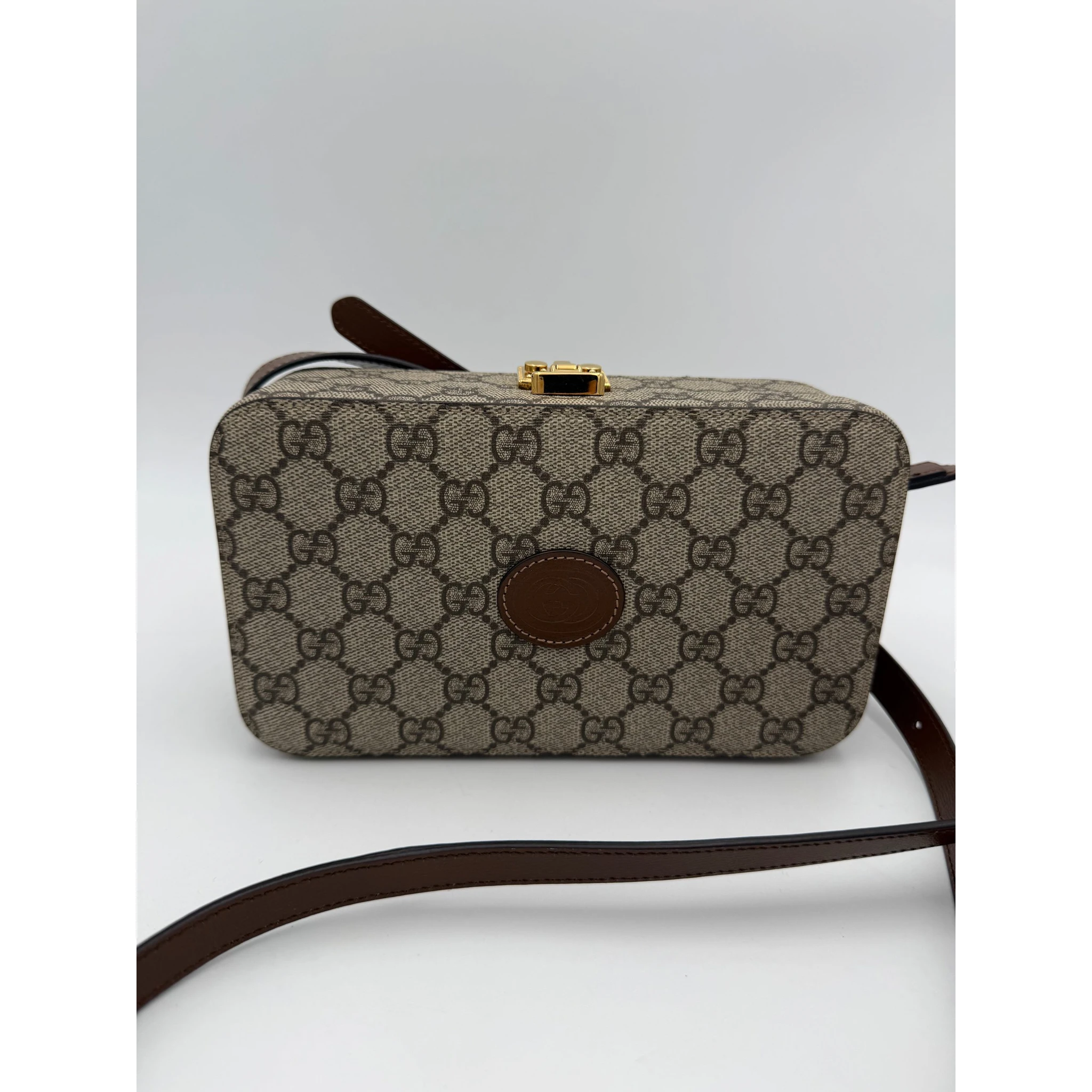 GUCCI TRUNK GG Supreme Trunk