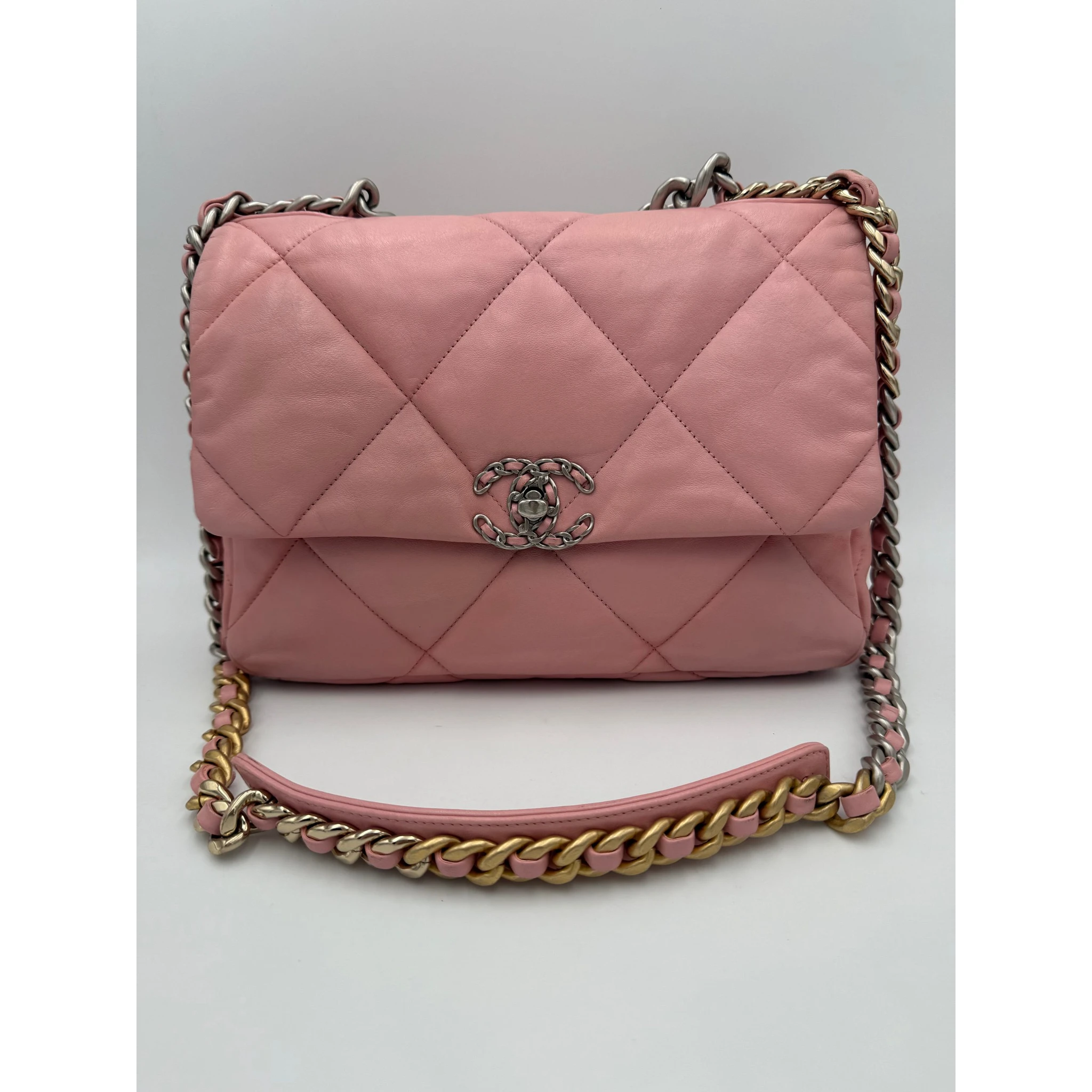 CHANEL 19 Medium Pink Handbag