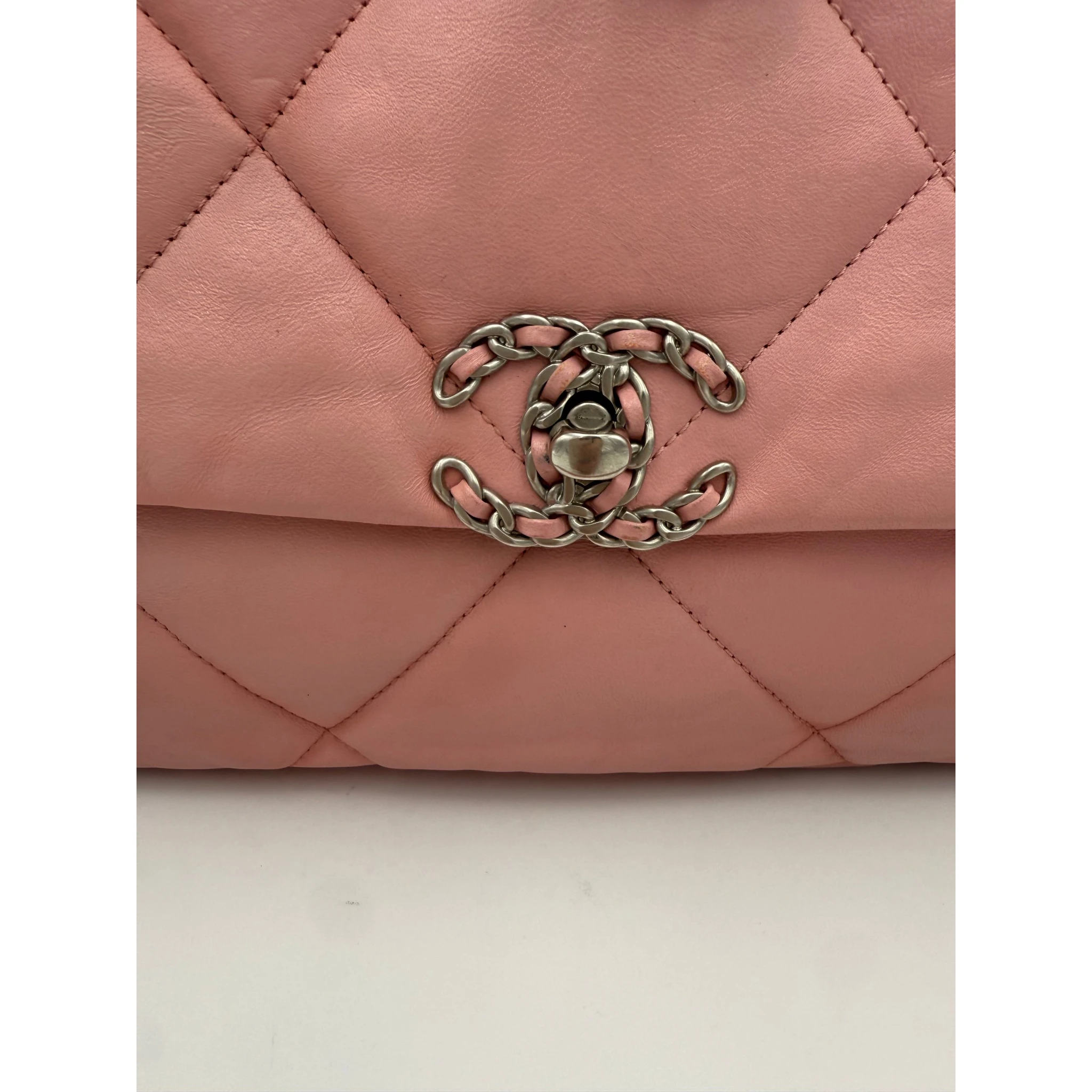 CHANEL 19 Medium Pink Handbag