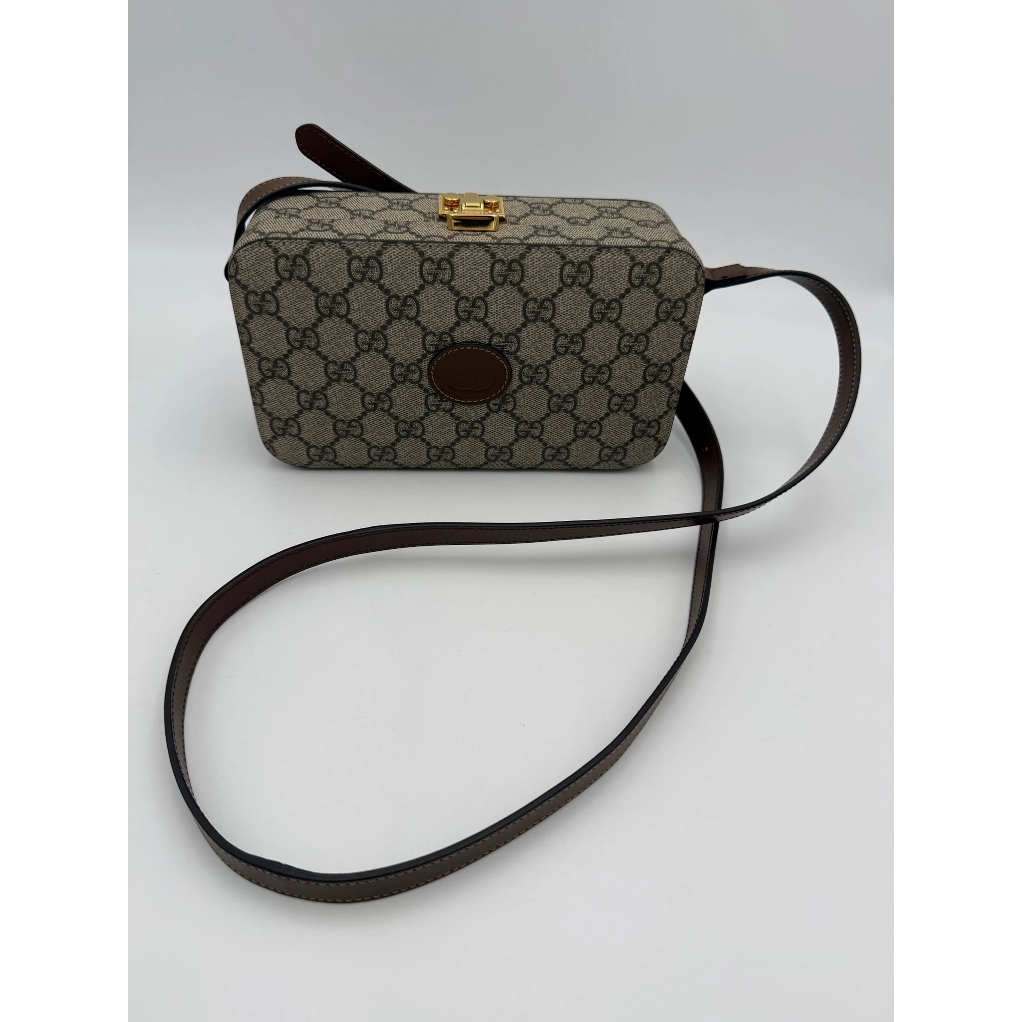 GUCCI TRUNK GG Supreme Trunk