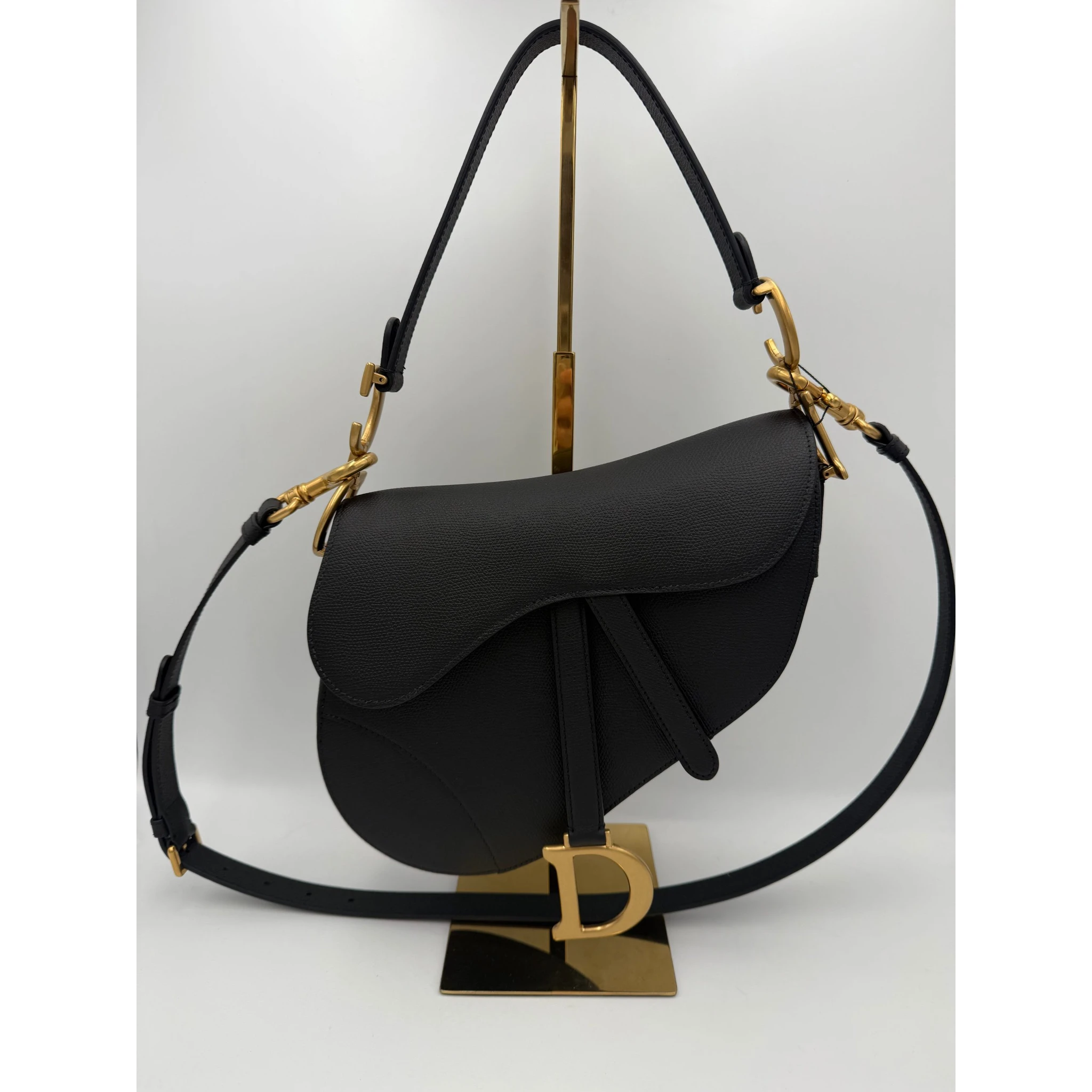 DIOR SADDLE Grained Calfskin Handbag