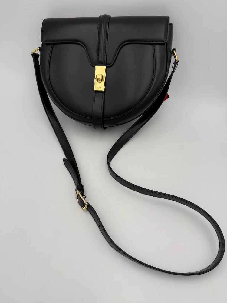 CELINE Sac 16 Besace Black Large Bag