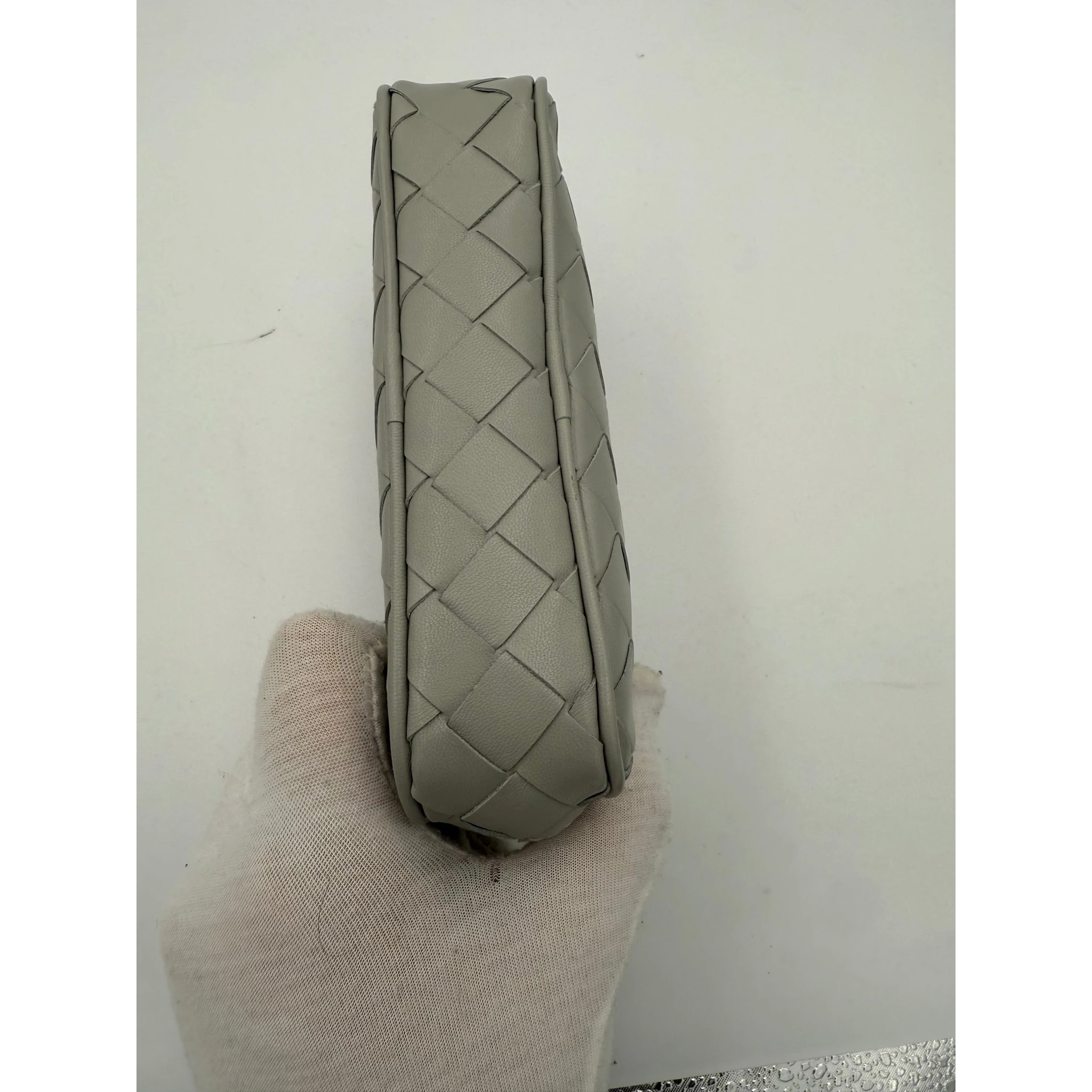 BOTTEGA VENETA Intrecciato Clutch