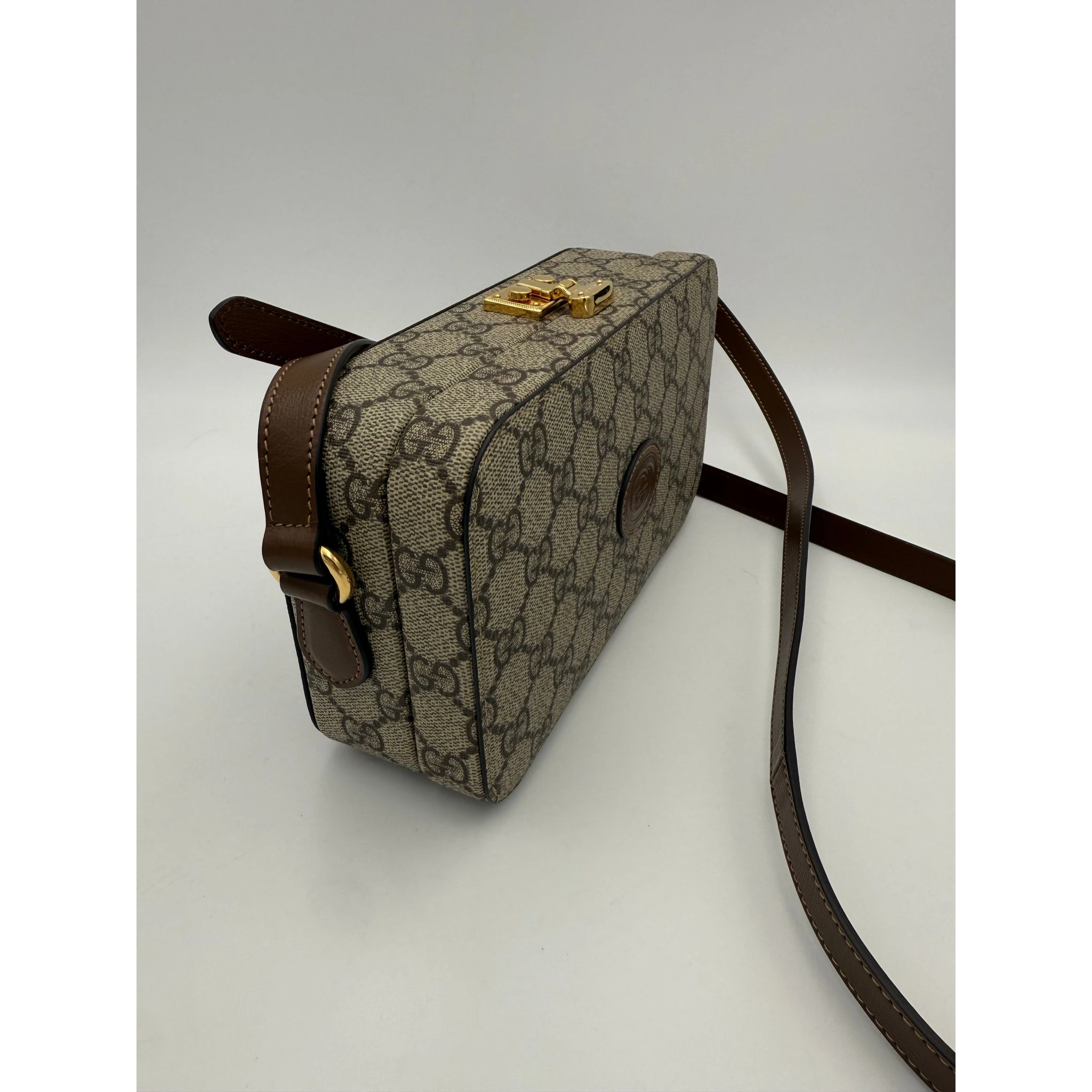 GUCCI TRUNK GG Supreme Trunk