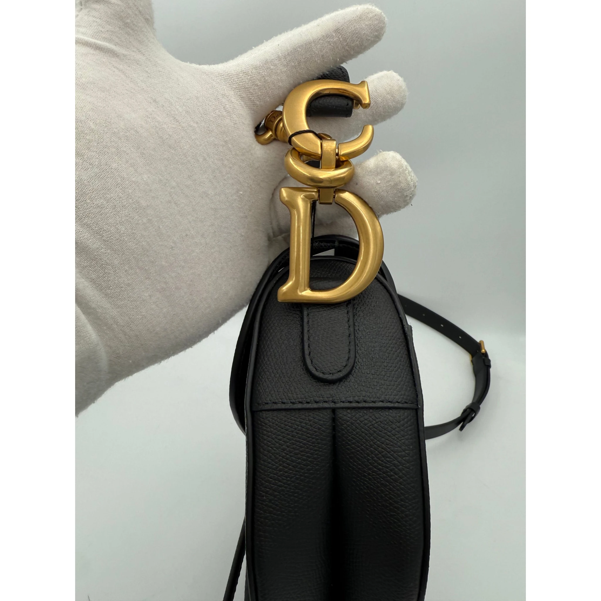 DIOR SADDLE Grained Calfskin Handbag