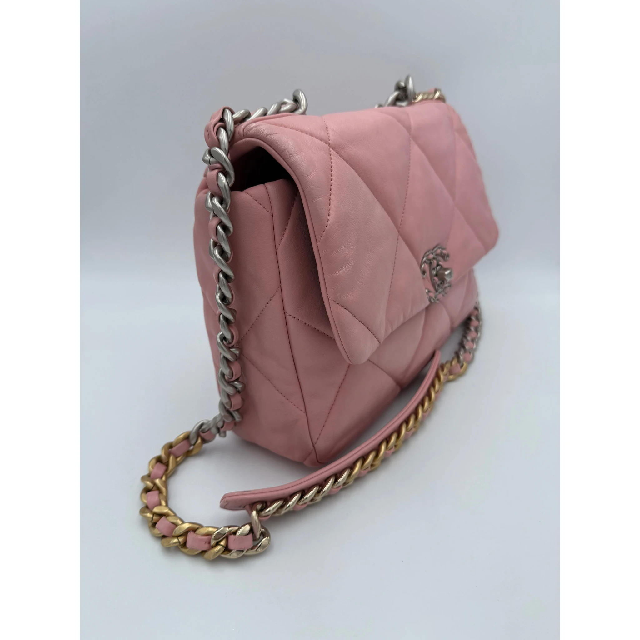 CHANEL 19 Medium Pink Handbag