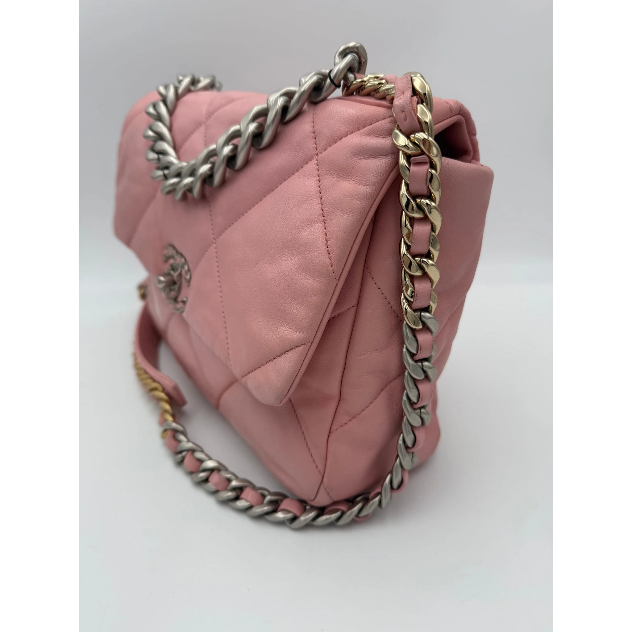 CHANEL 19 Medium Pink Handbag