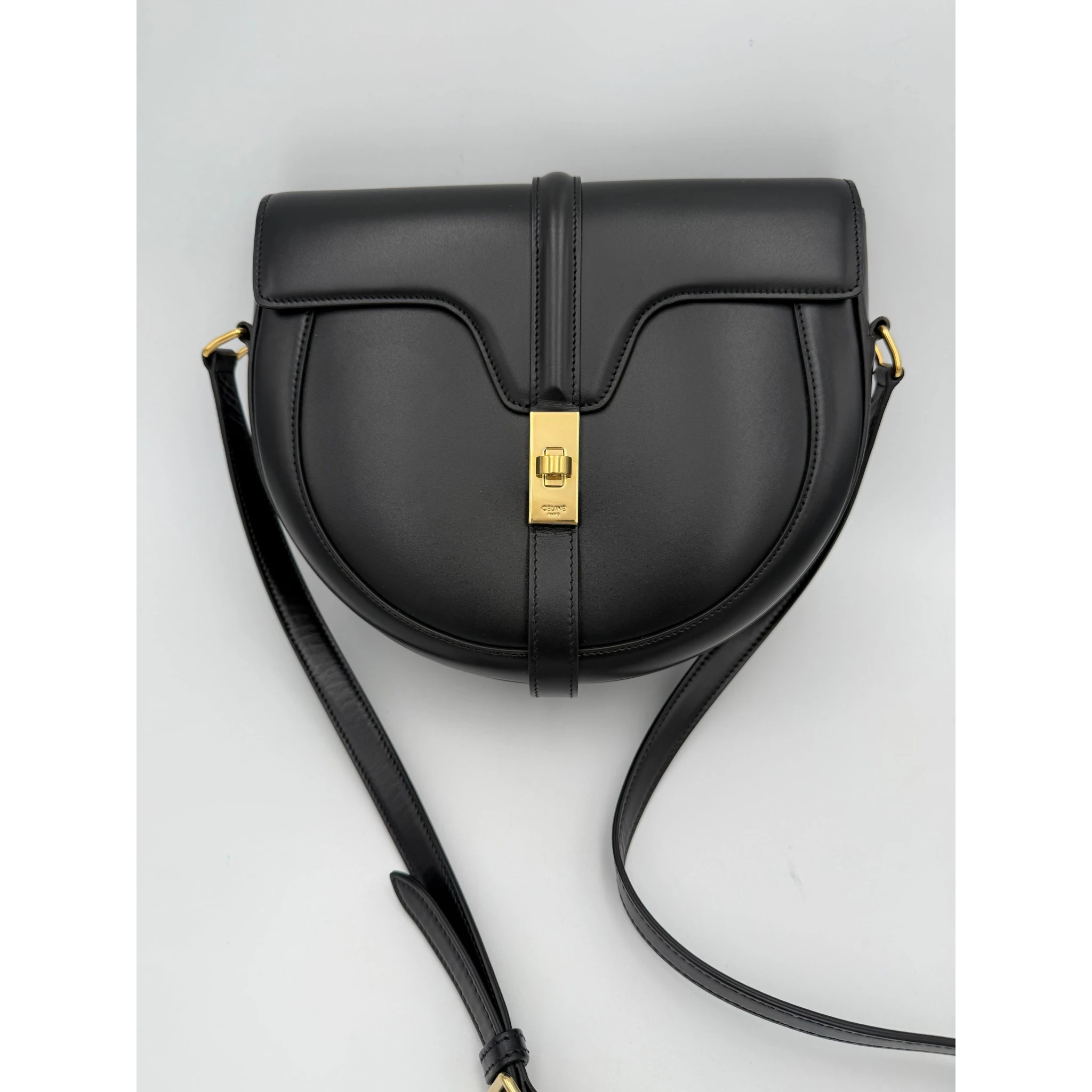 CELINE Sac 16 Besace Black Large Bag