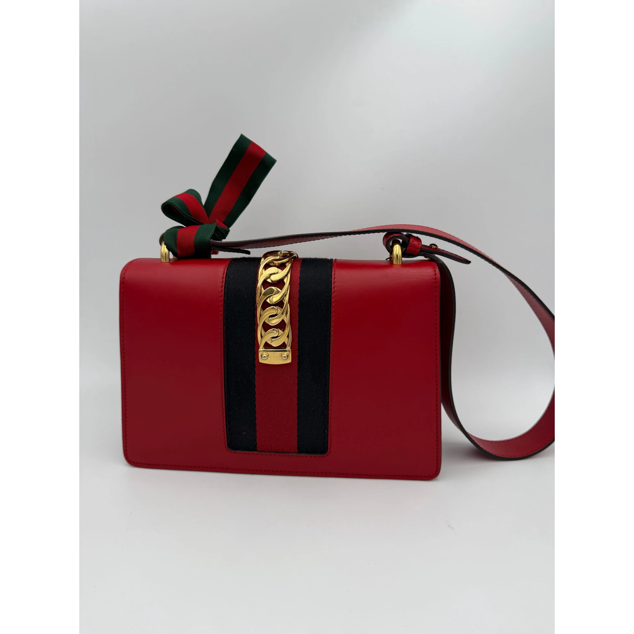 GUCCI SYLVIE Red Handbag
