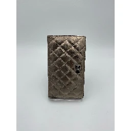 CHANEL Matèlassè Platinum Wallet