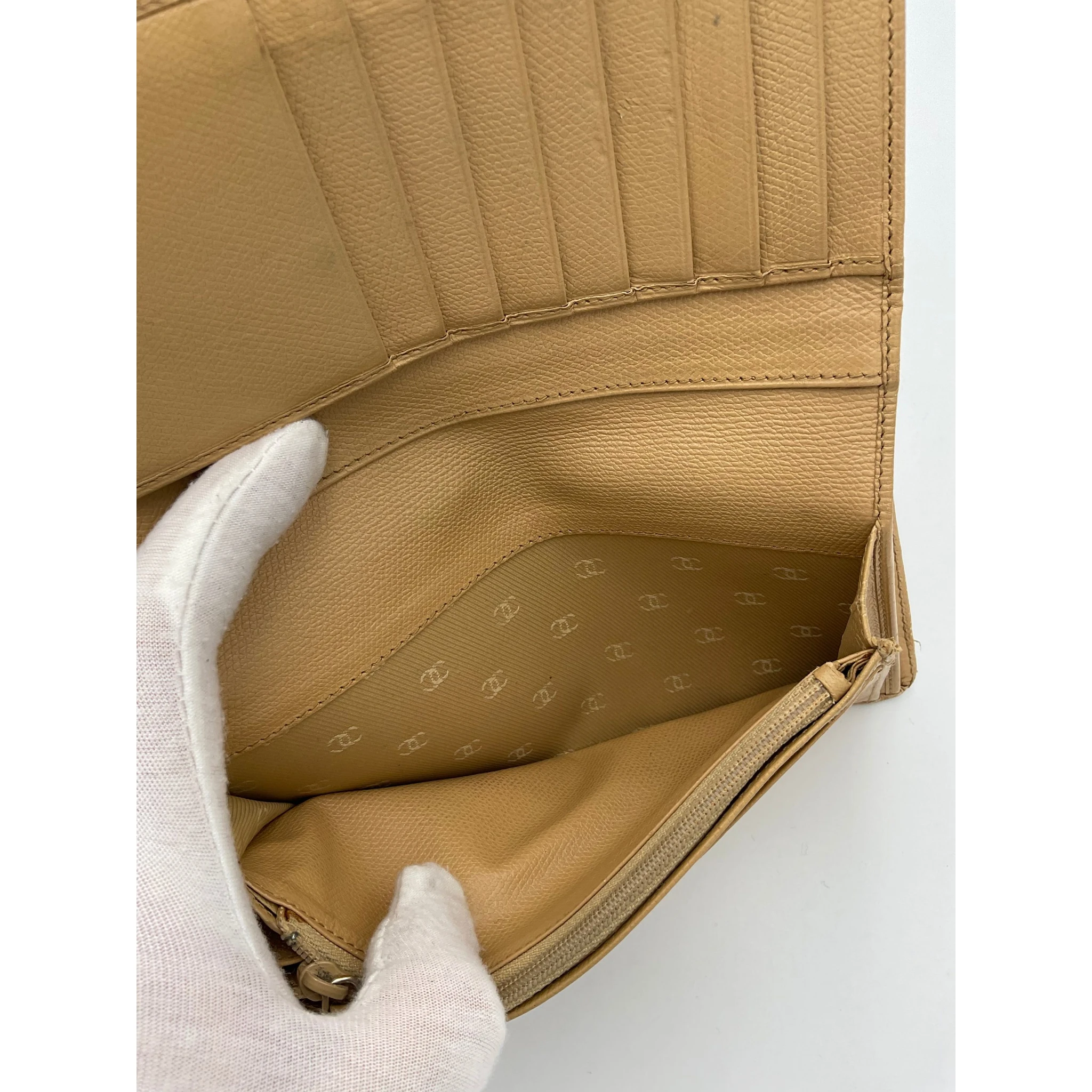 CHANEL CC Powder Wallet