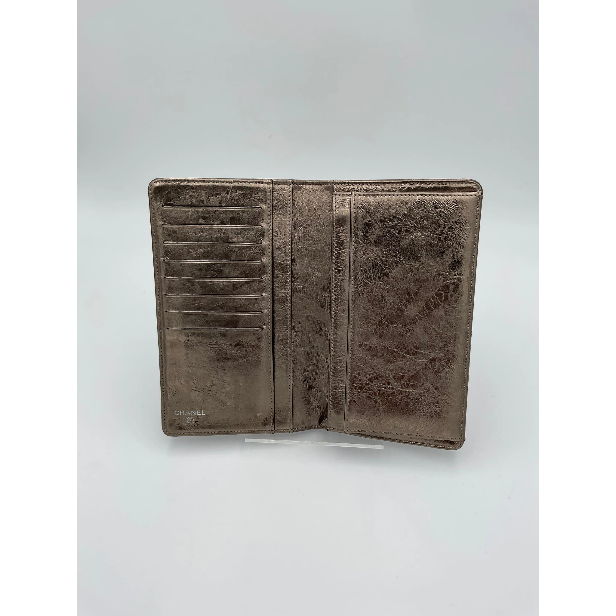 CHANEL Matèlassè Platinum Wallet
